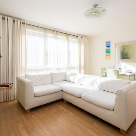 Sunny & Modern Near The Beach & Village W Parking East Wittering Exterior photo