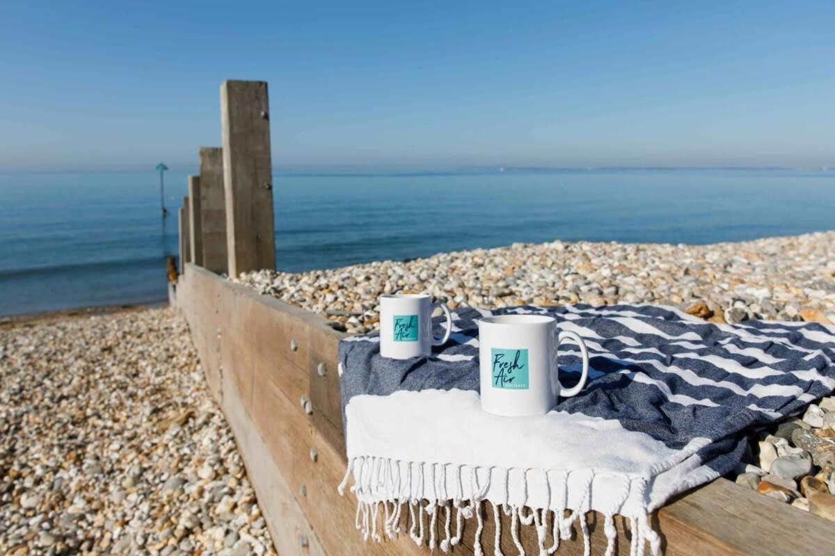 Sunny & Modern Near The Beach & Village W Parking East Wittering Exterior photo